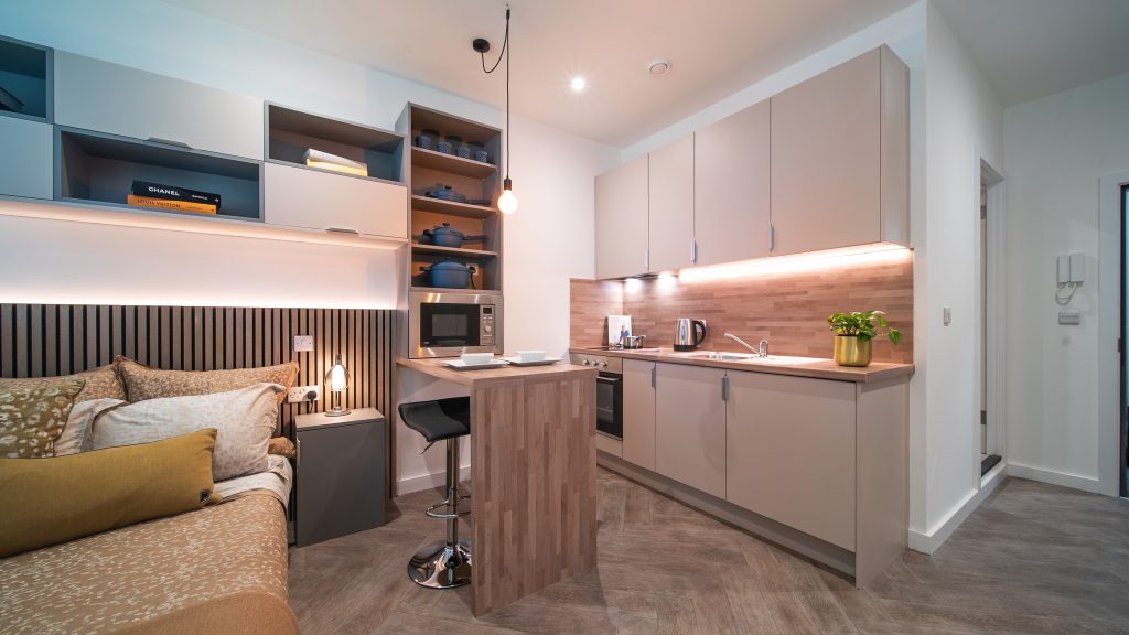 High-end building contractors in Devon, specialising in refurbishments, luxury extensions, and custom new builds