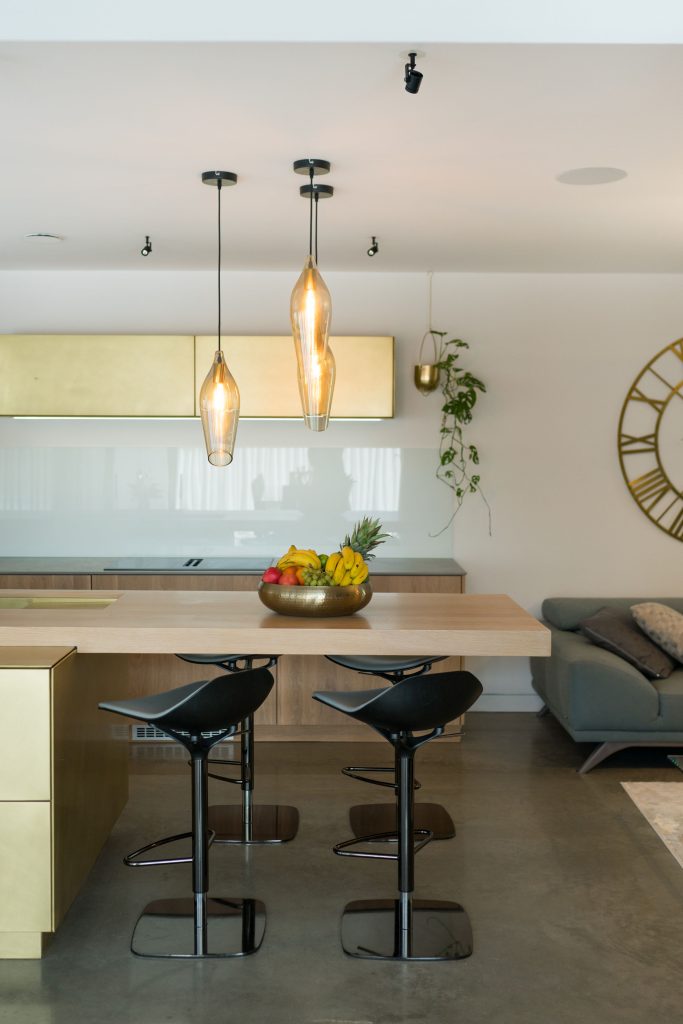 High-end building contractors in Devon, specialising in refurbishments, luxury extensions, and custom new builds
