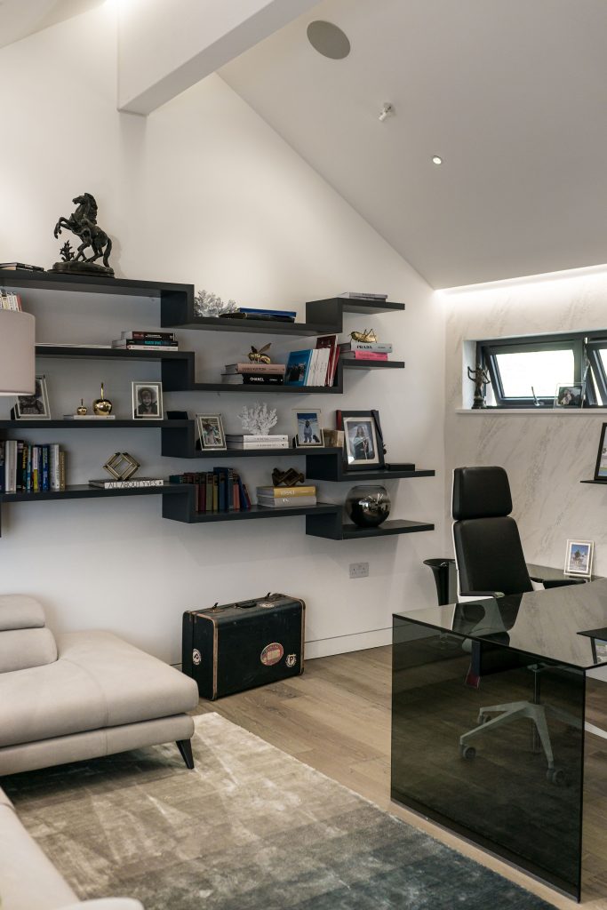High-end building contractors in Devon, specialising in refurbishments, luxury extensions, and custom new builds
