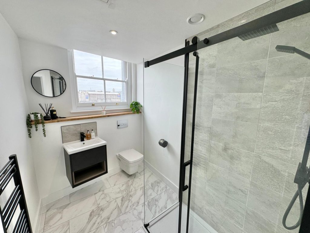 High-end building contractors in Devon, specialising in refurbishments, luxury extensions, and custom new builds