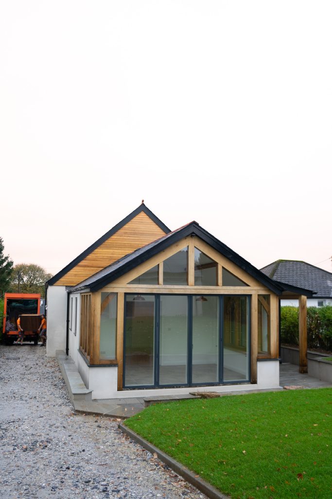High-end building contractors in Devon, specialising in refurbishments, luxury extensions, and custom new builds